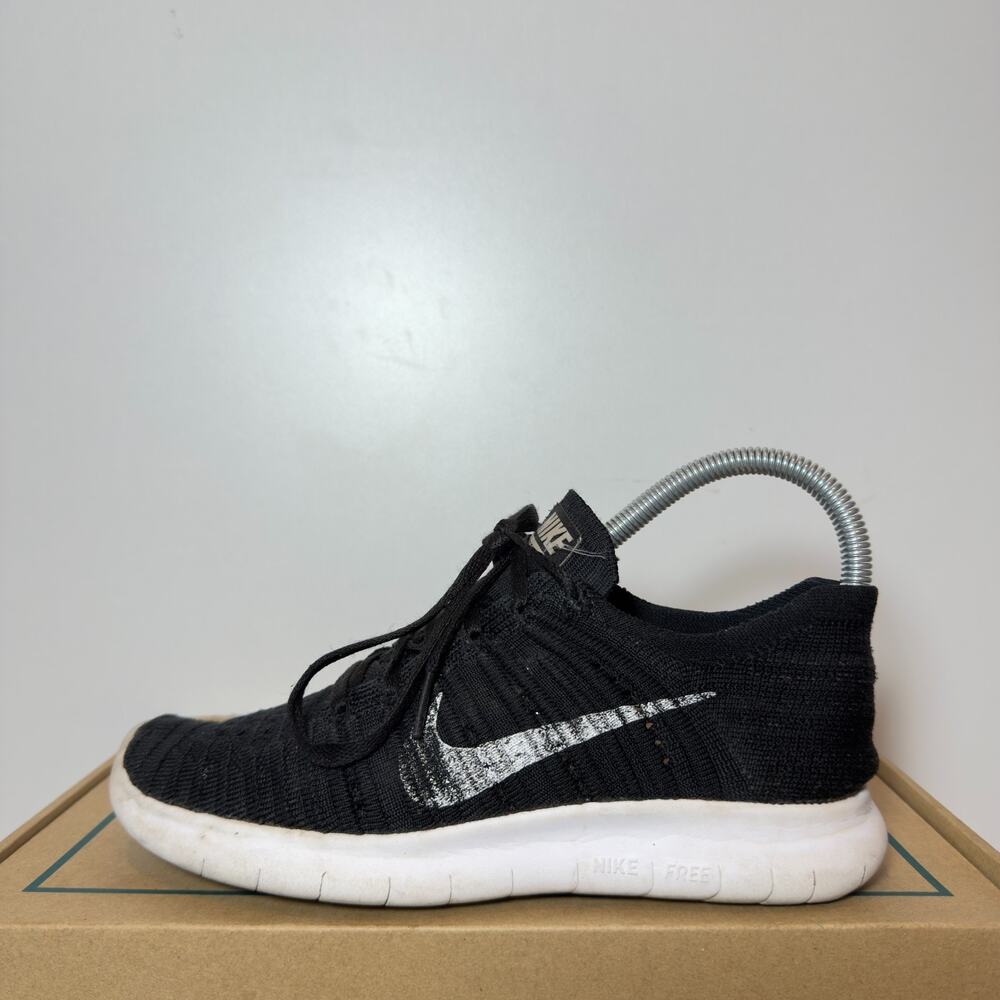 Nike Free Run Flyknit Womens Size 6 Black White Wide Toe Running Shoes Sneakers